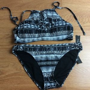 Ambrielle 2 Piece Bikini Bathing Suit Size Large